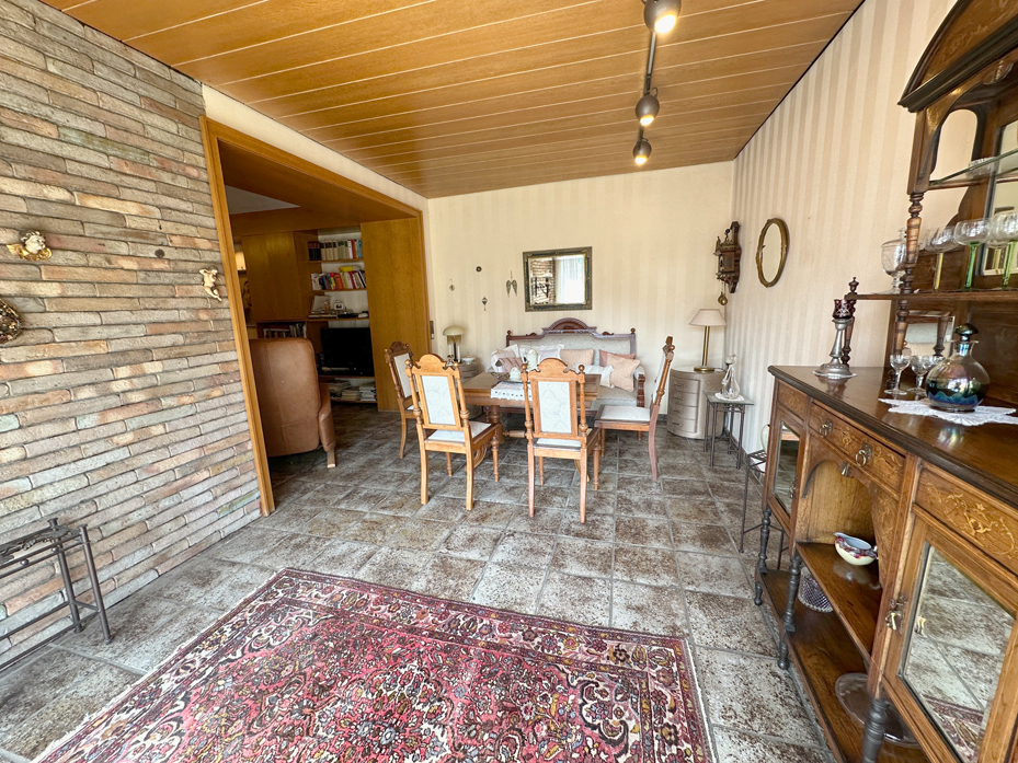 EFH51324 - EFH51324_Essplatz02