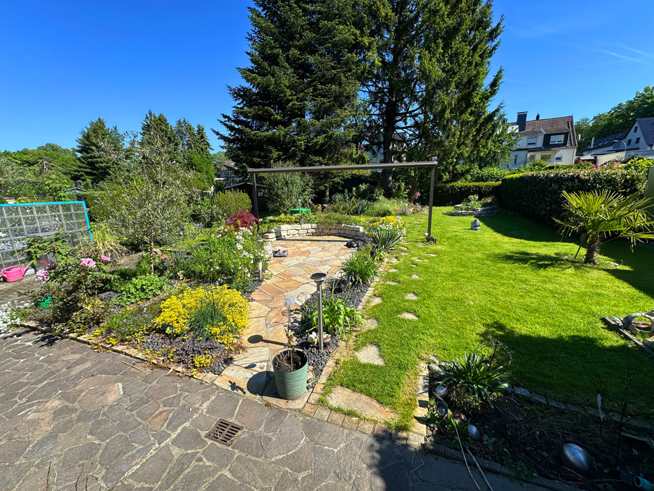 EFH81925 - EFH81925_Garten01