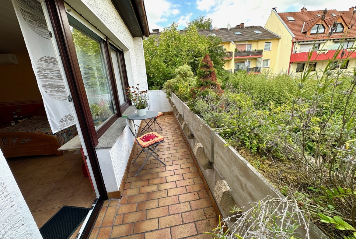 EFH83025 - EFH83025_Balkon02