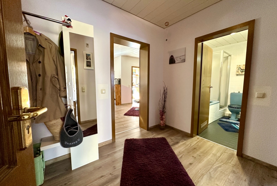 EFH83225 - EFH83225_Diele_EG