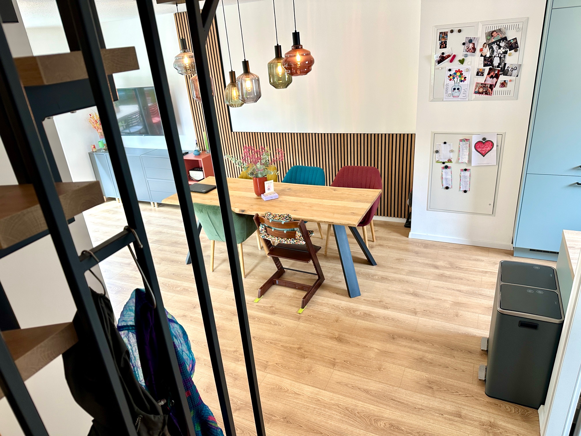 EFH83725 - EFH83725_Essplatz04