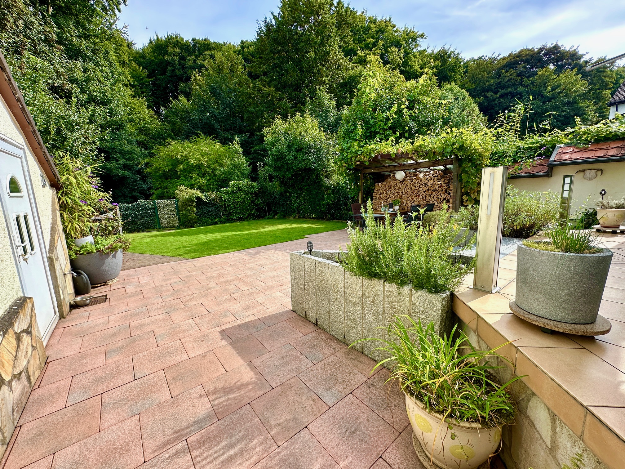 EFH83825 - EFH83825_Garten02