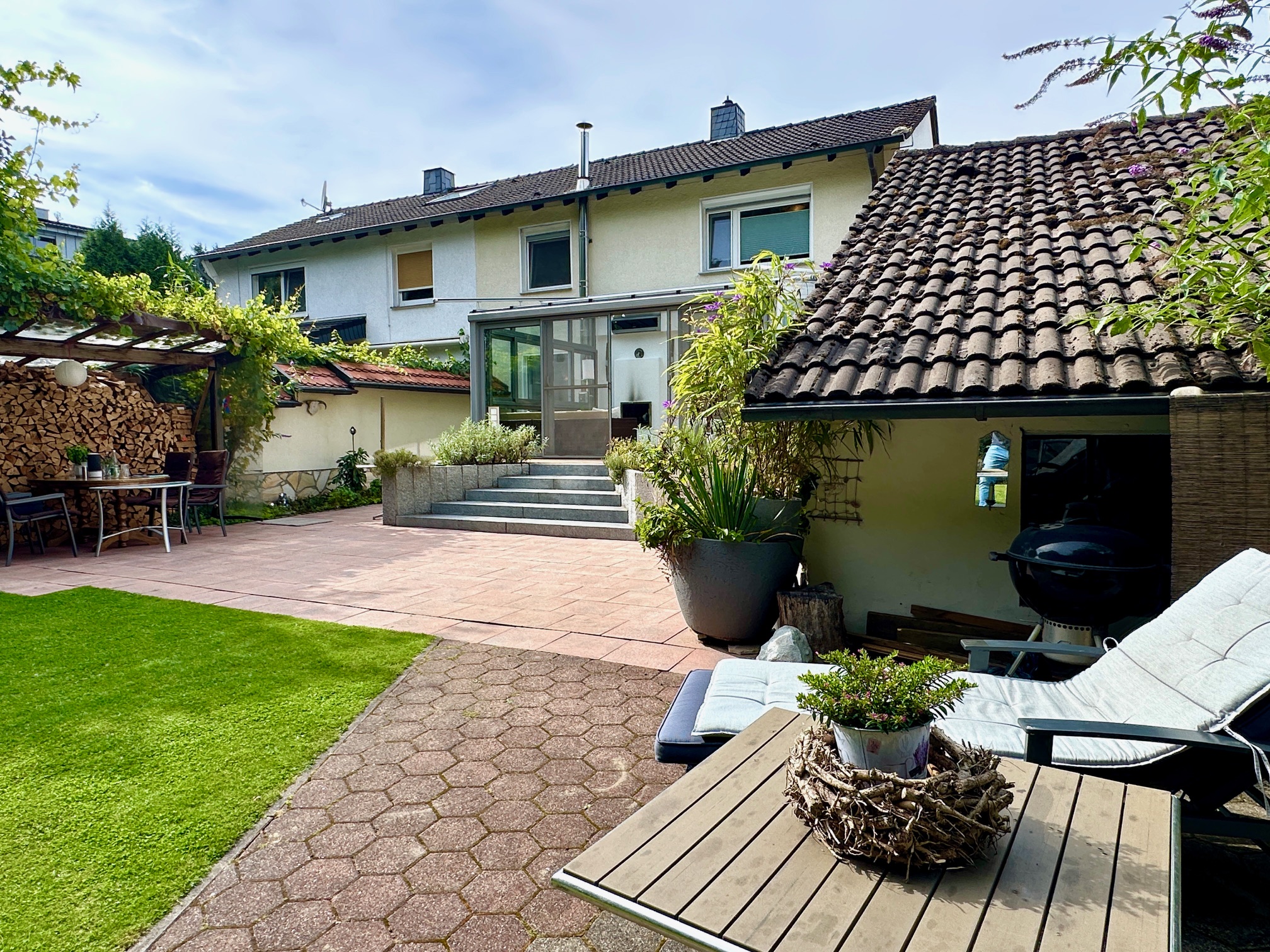 EFH83825 - EFH83825_Rueckansicht