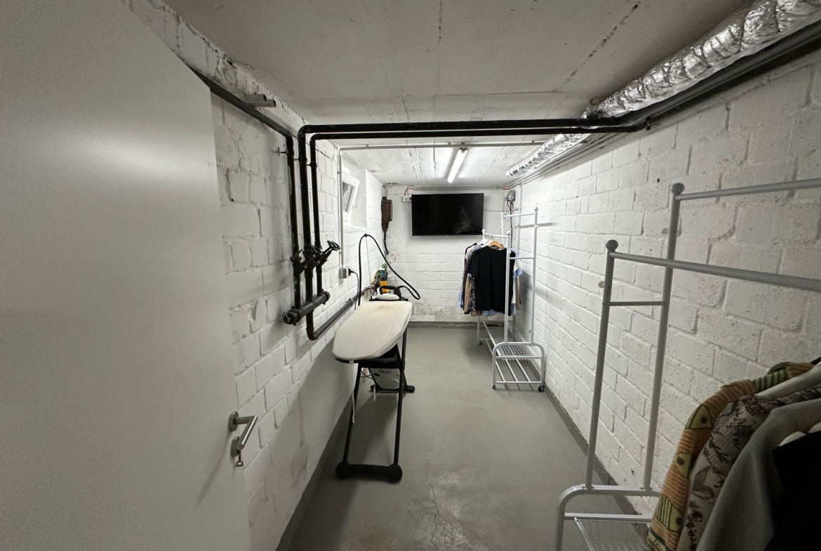 EFH84825 - EFH84825_Keller