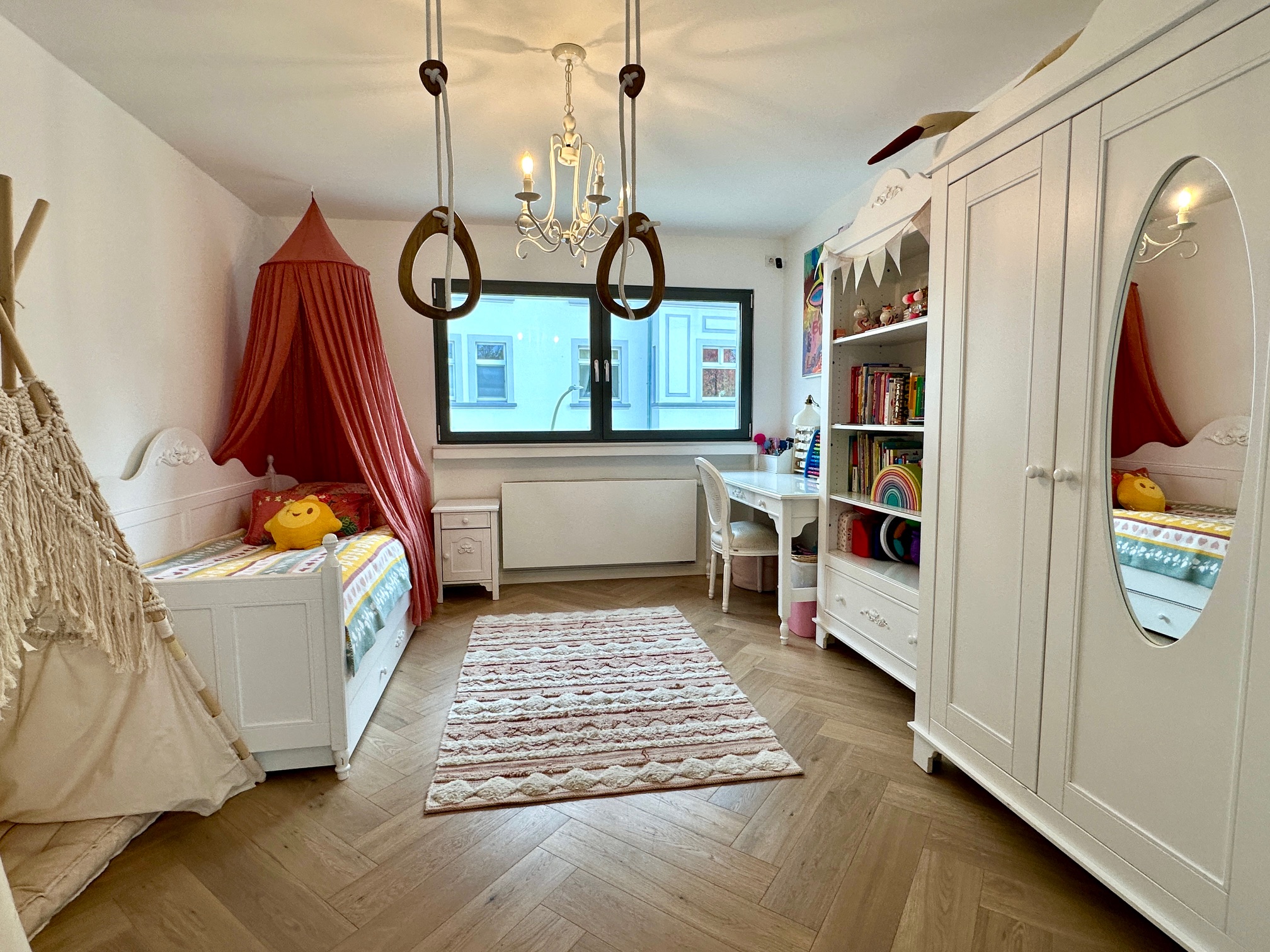 EFH84825 - EFH84825_Kind01