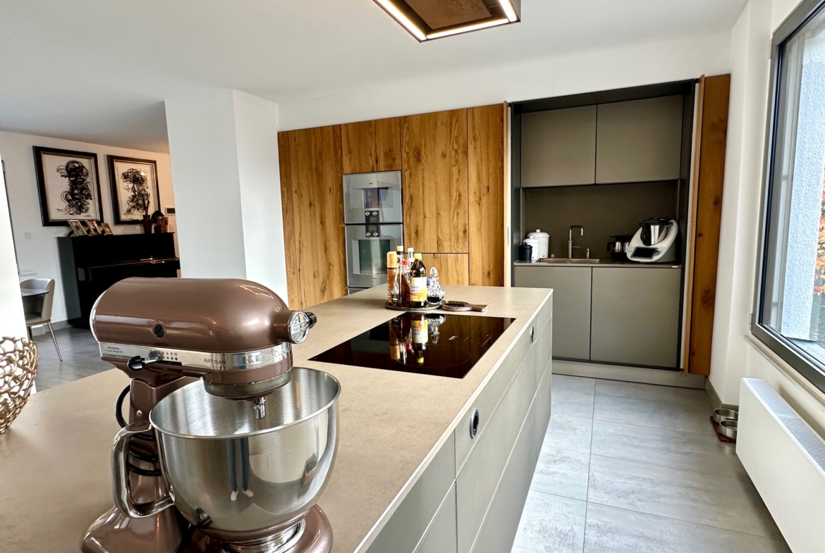 EFH84825 - EFH84825_Kochinsel