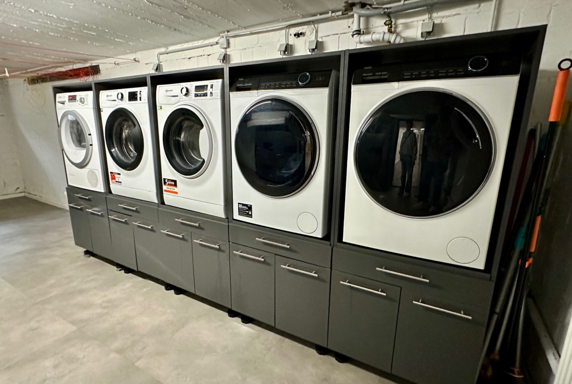 EFH84825 - EFH84825_Waschkueche