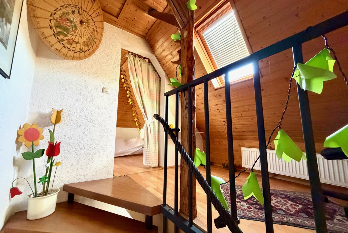 EFH86425 - EFH86425_DG_Treppe