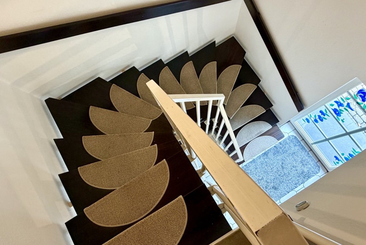 EFH89226 - EFH89226_Treppe