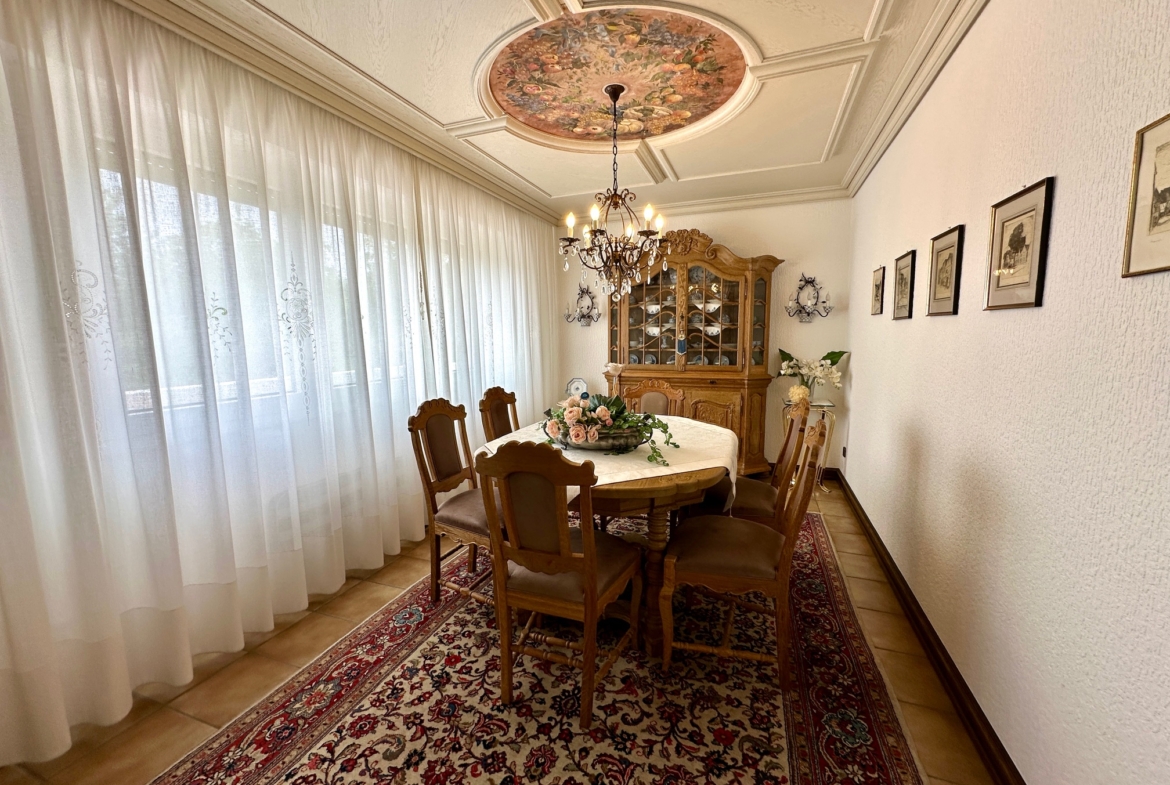ETW83525 - ETW83525_Essplatz01